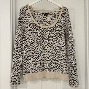 Urban Outfitters Sparkle & Fade Raised Leopard Print Sweater Size Large